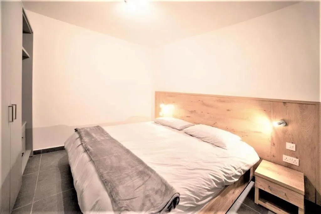 Isky Apartments Gzira Malta